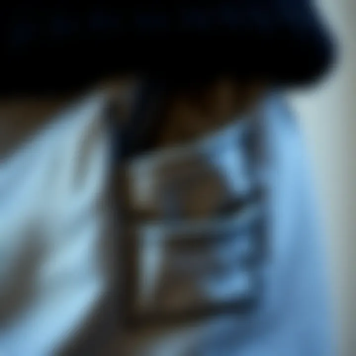 Functional Pocket Detail Close-up of the pocket feature in a beanie